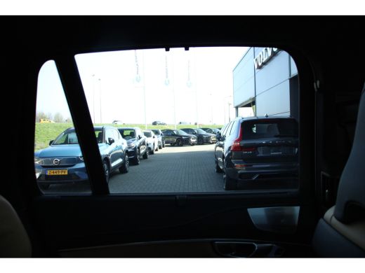 Volvo  XC90 T8 AWD Ultra Dark | Luchtvering | Bowers & Wilkins | Head-up display | Panoramadak | 360 Camera |... ActivLease financial lease