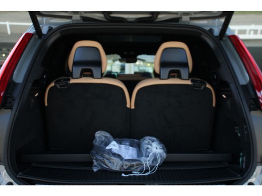 Volvo  XC90 T8 AWD Ultra Dark | Luchtvering | Bowers & Wilkins | Head-up display | Panoramadak | 360 Camera |... ActivLease financial lease