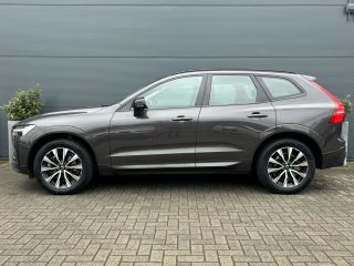 Volvo  XC60 B5 Plus Dark | Achterbank verwarmd | Achteruitrijcamera | Cruise control adaptief met Stop&Go en ...