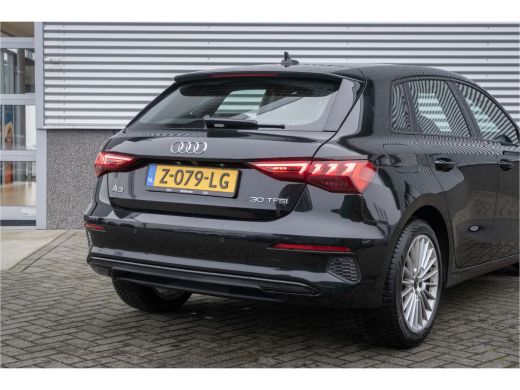 Audi A3 Sportback Sportback 30 TFSI Advanced edition | Achteruitrijcamera | Metaalkleur ActivLease financial lease