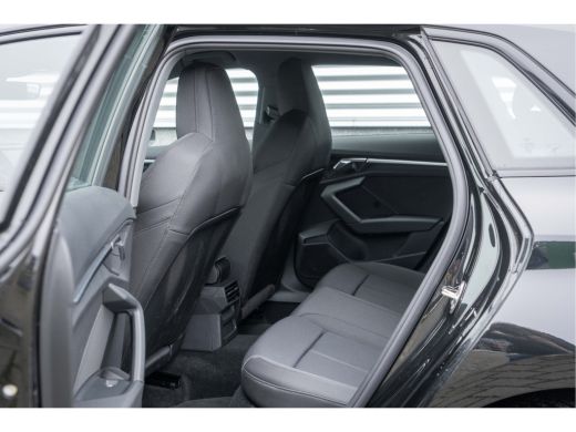 Audi A3 Sportback Sportback 30 TFSI Advanced edition | Achteruitrijcamera | Metaalkleur ActivLease financial lease
