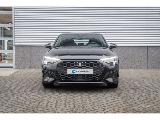 Audi A3 Sportback Sportback 30 TFSI Advanced edition | Achteruitrijcamera | Metaalkleur ActivLease financial lease