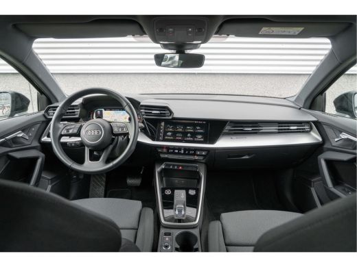 Audi A3 Sportback Sportback 30 TFSI Advanced edition | Achteruitrijcamera | Metaalkleur ActivLease financial lease