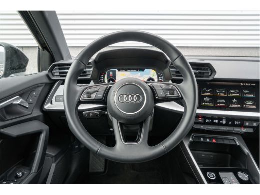 Audi A3 Sportback Sportback 30 TFSI Advanced edition | Achteruitrijcamera | Metaalkleur ActivLease financial lease