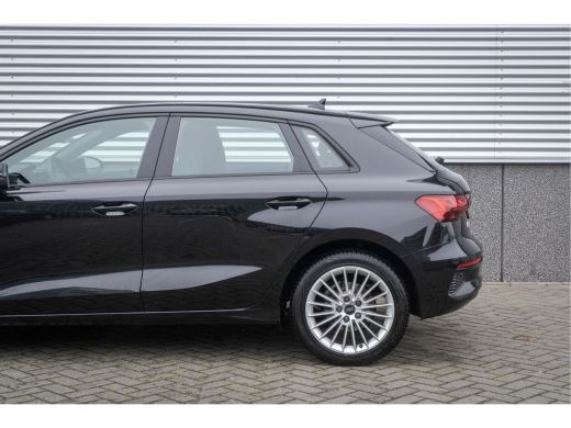Audi A3 Sportback Sportback 30 TFSI Advanced edition | Achteruitrijcamera | Metaalkleur ActivLease financial lease