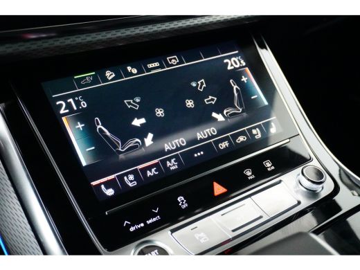 Audi Q8 60 TFSIe 490PK Quattro Pro Line S Competition | PANORAMADAK | TREKHAAK | LEDER ActivLease financial lease