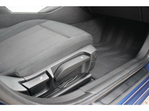 BMW 3 Serie 318i G20 Sedan Executive Edition | 1e eigenaar | NL auto | Camera | LED | DAB | Carplay | PDC | S... ActivLease financial lease