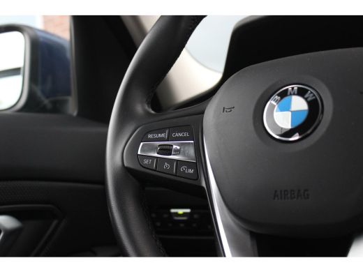 BMW 3 Serie 318i G20 Sedan Executive Edition | 1e eigenaar | NL auto | Camera | LED | DAB | Carplay | PDC | S... ActivLease financial lease