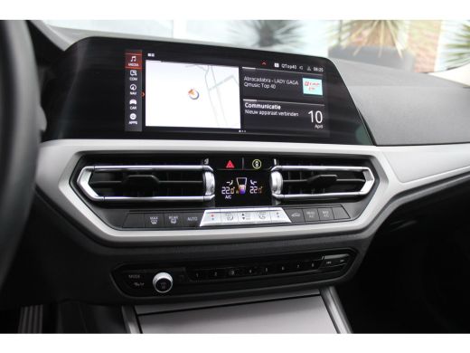 BMW 3 Serie 318i G20 Sedan Executive Edition | 1e eigenaar | NL auto | Camera | LED | DAB | Carplay | PDC | S... ActivLease financial lease