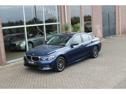 BMW 3 Serie 318i G20 Sedan Executive Edition | 1e eigenaar | NL auto | Camera | LED | DAB | Carplay | PDC | S... ActivLease financial lease