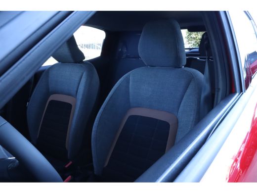 Citroën C3 Aircross 1.2 Turbo 100pk Plus | Cruise Control | Camera | Sensoren | Carplay ActivLease financial lease