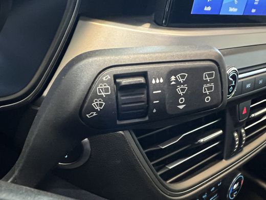 Ford FOCUS Wagon Ford 1.0 EcoBoost Hybrid ST Line Style | Full-LED koplampen | Lichtmetalen velgen 17" | Navigatie... ActivLease financial lease