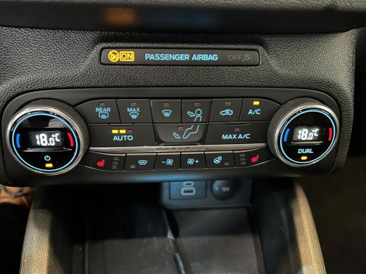 Ford FOCUS Wagon Ford 1.0 EcoBoost Hybrid ST Line Style | Full-LED koplampen | Lichtmetalen velgen 17" | Navigatie... ActivLease financial lease
