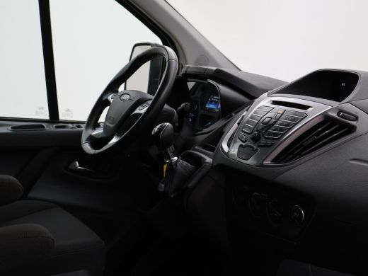 Ford Transit Custom 2.0 TDCI L2H1 TREND + 2250 KG TREKHAAK | CAMERA | CRUISE | AIRCO ActivLease financial lease