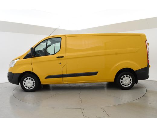 Ford Transit Custom 2.0 TDCI L2H1 TREND + 2250 KG TREKHAAK | CAMERA | CRUISE | AIRCO ActivLease financial lease