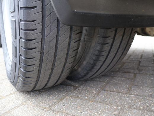 MAN TGE 50 5.180 2.0 180 PK AUT. DUBBEL LUCHT + 3500 KG TH + 230V | WERKPLAATSINRICHTING | CAMERA | NAVIG... ActivLease financial lease