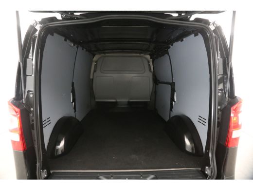 Mercedes Vito 114 CDI Automaat Airco Camera Cruise Carplay 18''LMV Navigatie Stoelverwarming Trekhaak ActivLease financial lease