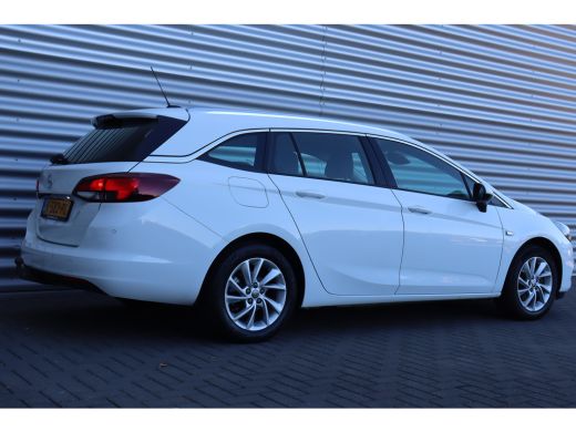 Opel Astra Sports Tourer 1.2 TURBO 130PK BUSINESS ELEGANCE / NAVI / LEDER / CLIMA / AGR / PDC / 16" LMV / CA... ActivLease financial lease