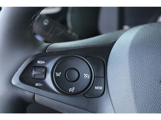 Opel Corsa 1.2 Level 3 ActivLease financial lease
