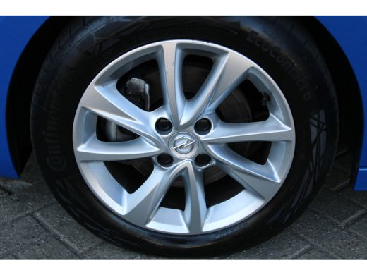 Opel Corsa 1.2 Level 3 ActivLease financial lease