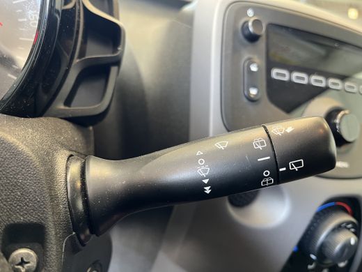 Peugeot 108 Peugeot 1.0 e-VTi Active | Airco | Bluetooth telefoonvoorbereiding | DAB ontvanger ActivLease financial lease