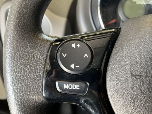 Peugeot 108 Peugeot 1.0 e-VTi Active | Airco | Bluetooth telefoonvoorbereiding | DAB ontvanger ActivLease financial lease