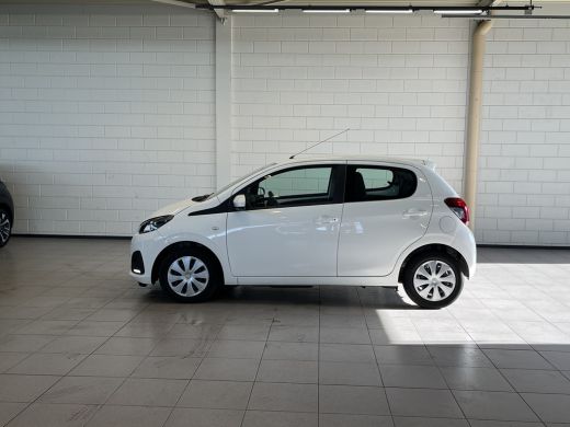 Peugeot 108 Peugeot 1.0 e-VTi Active | Airco | Bluetooth telefoonvoorbereiding | DAB ontvanger ActivLease financial lease