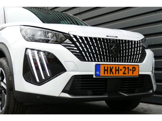 Peugeot 2008 1.2 PureTech 130 GT / NAVI / ALCANATARA / PDC / CLIMA / 17"LMV / CAMERA V+A / KEYLESS / MASSAGEST... ActivLease financial lease