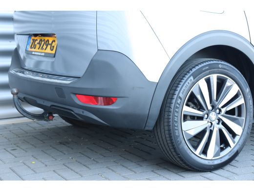 Peugeot 5008 1.2 PURETECH 130PK 7-ZITS ALLURE / NAVI / LEDER / CLIMA / PDC / 19" LMV / CAMERA / KEYLESS/ ADAPT... ActivLease financial lease