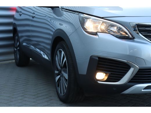 Peugeot 5008 1.2 PURETECH 130PK 7-ZITS ALLURE / NAVI / LEDER / CLIMA / PDC / 19" LMV / CAMERA / KEYLESS/ ADAPT... ActivLease financial lease