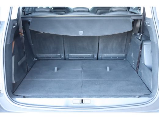 Peugeot 5008 1.2 PURETECH 130PK 7-ZITS ALLURE / NAVI / LEDER / CLIMA / PDC / 19" LMV / CAMERA / KEYLESS/ ADAPT... ActivLease financial lease