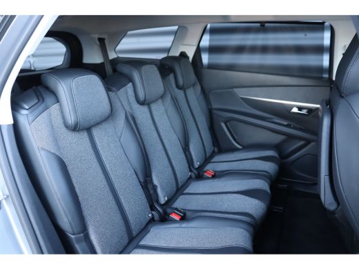 Peugeot 5008 1.2 PURETECH 130PK 7-ZITS ALLURE / NAVI / LEDER / CLIMA / PDC / 19" LMV / CAMERA / KEYLESS/ ADAPT... ActivLease financial lease
