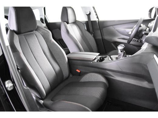 Peugeot 5008 1.5 BlueHDI *1.Hand*Trekhaak*Park assist* ActivLease financial lease