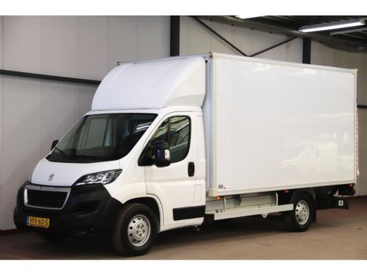 Peugeot Boxer 2.2 165 PK BAKWAGEN MET LAADKLEP EN ZIJDEUR