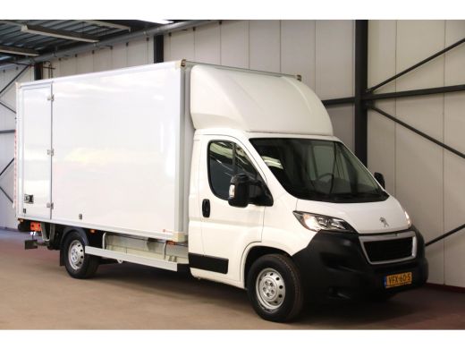 Peugeot Boxer 2.2 165 PK BAKWAGEN MET LAADKLEP EN ZIJDEUR ActivLease financial lease