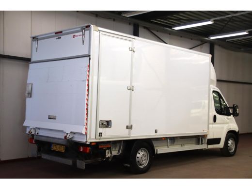 Peugeot Boxer 2.2 165 PK BAKWAGEN MET LAADKLEP EN ZIJDEUR ActivLease financial lease