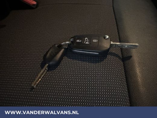 Peugeot Expert 2.0 BlueHDI 123pk L1H1 Euro6 Airco | Navigatie | Apple Carplay | Imperiaal | 2500kg Trekhaak Crui... ActivLease financial lease