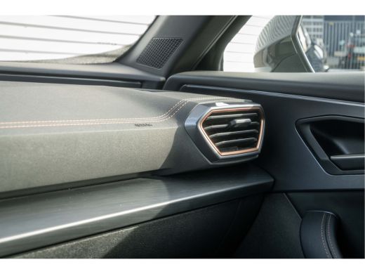 Seat Formentor CUPRA  1.4 e-Hybrid 245PK VZ Performance | Trekhaak | Winterpakket| Camera| ActivLease financial lease