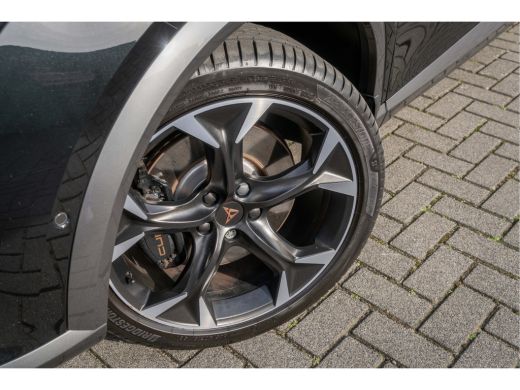 Seat Formentor CUPRA  1.4 e-Hybrid 245PK VZ Performance | Trekhaak | Winterpakket| Camera| ActivLease financial lease