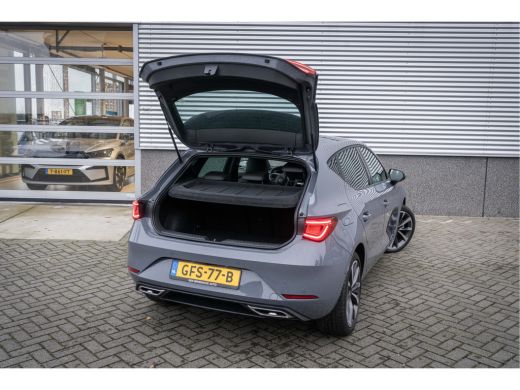 Seat Leon SEAT 1.4 TSI 204 PK eHybrid PHEV FR Business Intense | Panoramadak | Keyless | Achteruitrijcamera... ActivLease financial lease