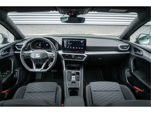 Seat Leon SEAT 1.4 TSI 204 PK eHybrid PHEV FR Business Intense | Panoramadak | Keyless | Achteruitrijcamera... ActivLease financial lease