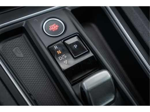 Seat Leon SEAT 1.4 TSI 204 PK eHybrid PHEV FR Business Intense | Panoramadak | Keyless | Achteruitrijcamera... ActivLease financial lease
