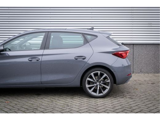 Seat Leon SEAT 1.4 TSI 204 PK eHybrid PHEV FR Business Intense | Panoramadak | Keyless | Achteruitrijcamera... ActivLease financial lease