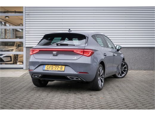 Seat Leon SEAT 1.4 TSI 204 PK eHybrid PHEV FR Business Intense | Panoramadak | Keyless | Achteruitrijcamera... ActivLease financial lease
