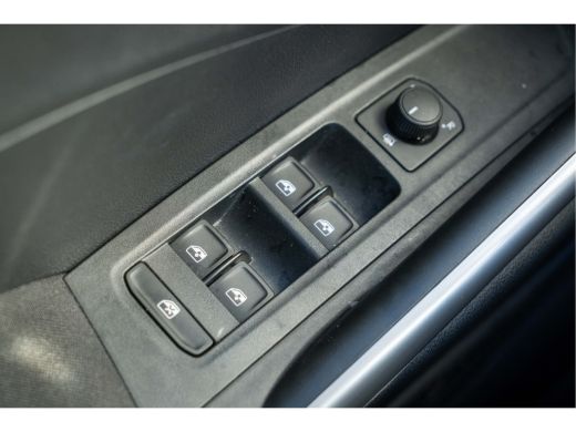 Skoda Fabia Škoda 1.0 TSI Business Edition | Navigatie-pakket | Trekhaak ActivLease financial lease