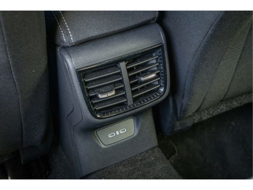 Skoda Fabia Škoda 1.0 TSI Business Edition | Navigatie-pakket | Trekhaak ActivLease financial lease
