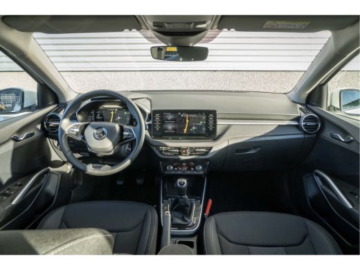 Skoda Fabia Škoda 1.0 TSI Business Edition | Navigatie-pakket | Trekhaak ActivLease financial lease