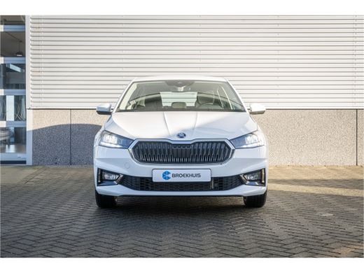 Skoda Fabia Škoda 1.0 TSI Business Edition | Navigatie-pakket | Trekhaak ActivLease financial lease