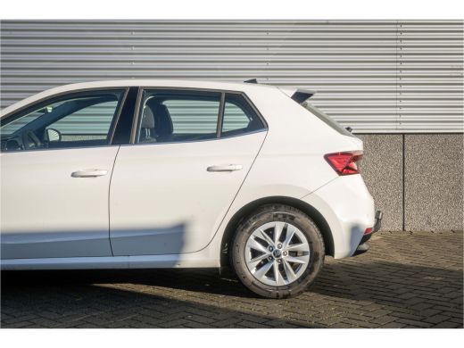 Skoda Fabia Škoda 1.0 TSI Business Edition | Navigatie-pakket | Trekhaak ActivLease financial lease