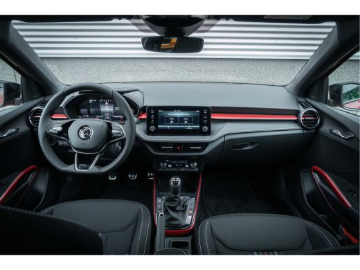 Skoda Fabia 1.0 TSI Monte Carlo | Achteruitrijcamera | Verwarmbare stoelen | Adaptieve Cruise control | Trave... ActivLease financial lease